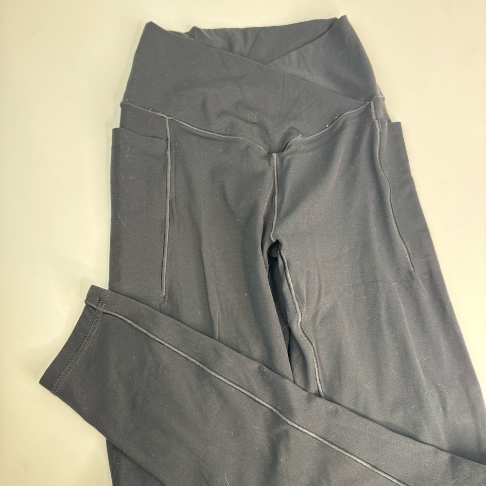 Aerie Offline Real Me Black Leggings crossover Waist Sz M - Picture 8 of 14